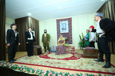 09 dekabr 2025-ci il tarixində 30 № li tam orta məktəbdə Azərbaycan bəstəkarı, Şərqdə ilk operanın yaradıcısı, böyük musiqişünas-alim, istedadlı publisist, dramaturq və pedaqoq, tanınmış ictimai xadim, xalq artisti, Dövlət mükafatları laureatı, Azərbaycan Milli Elmlər Akademiyasının həqiqi üzvü Üzeyir Hacıbəylinin anadan olmasının 140 illik yubileyinə həsr olunmuş tədbir