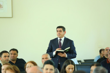 24 sentyabr 2026-cı il tarixində Binəqədi Rayon İcra Hakimiyyətinin başçısı Elxan Allahverdiyevin 9-cu mikrorayon sakinləri ilə səyyar qəbulu