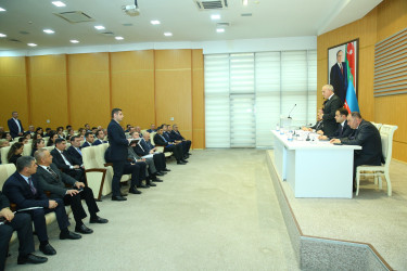 17 noyabr 2025-ci il tarixində Binəqədi rayon təsərrüfatının 2025-2026-cı illərin payız-qış mövsümünə hazırlığın vəziyyəti, qış aylarında Rayon İcra Hakimiyyətinin, təsərrüfat xidmətlərinin, ayrı-ayrı idarə, müəssisə və təşkilatların qarşısında duran vəzifələrə həsr olunmuş müşavirə