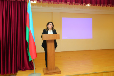 16 may 2025-ci il tarixində 267 № li  məktəb-liseydə “Erkən nigah problemi və onun fəsadları” mövzusunda maarifləndirmə tədbiri