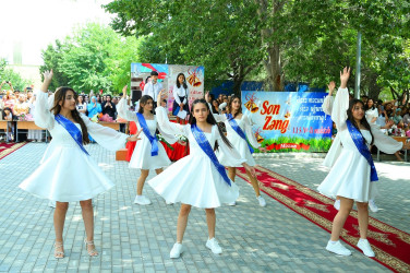 14 iyun 2025-ci il tarixində 2024-2025-ci tədris ilinin başa çatması münasibətilə Binəqədi rayonunun orta ümumtəhsil müəssisələrində “Son zəng” tədbirləri