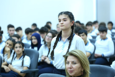 17 dekabr 2025-ci il tarixdə 313 № li tam orta məktəbdə "Narkotiksiz gələcək naminə” mövzusunda maarifləndirici görüş