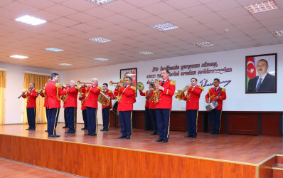 Binəqədi rayonunda "Heydər Əliyev İli" çərçivəsində “Ümummilli lider Heydər Əliyev müstəqil Azərbaycan dövlətinin memarı və qurucusudur" mövzusunda konfrans