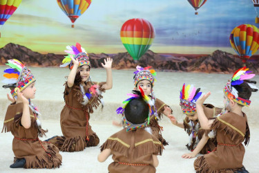 30 may 2025-ci il tarixində “Kids Era” körpələr evi-uşaq bağçasında 1 iyun - “Uşaqların Beynəlxalq Müdafiəsi Günü”nə həsr edilmiş “Uşaqlar bizim gələcəyimizdir!” adlı tədbir