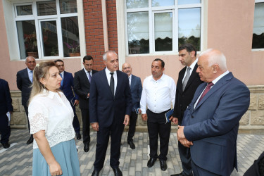 10 sentyabr 2026-cı il tarixində Binəqədi Rayon İcra Hakimiyyətinin başçısı Elxan Allahverdiyevin 8-ci mikrorayon sakinləri ilə səyyar qəbulu