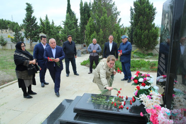 27 sentyabr 2025-ci il tarixində 27 Sentyabr - Anım Gününün beşinci ildönümünün qeyd olunması ilə əlaqədar  II Fəxri Xiyaban, Xocəsən, Biləcəri və Binəqədi qəsəbələrində yerləşən Vətən müharibəsi Şəhidlərinin Xiyaban Komplekslərinin ziyarəti