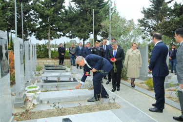 27 sentyabr 2025-ci il tarixində 27 Sentyabr - Anım Gününün beşinci ildönümünün qeyd olunması ilə əlaqədar  II Fəxri Xiyaban, Xocəsən, Biləcəri və Binəqədi qəsəbələrində yerləşən Vətən müharibəsi Şəhidlərinin Xiyaban Komplekslərinin ziyarəti