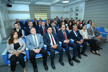 23 iyun 2026-cı il tarixində Binəqədi Rayon İcra Hakimiyyətinin inzibati binasında 23 İyun – Dövlət Qulluqçularının Peşə Bayramı münasibətilə tədbir