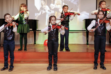 M.Maqomayev adına 26 nömrəli Onbirillik Musiqi Məktəbində 8 Noyabr - "Zəfər Günü"nə həsr olunmuş tədbir