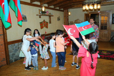 Müqəddəs Qurban bayramı münasibətilə "Azərbaycan Uşaqları" İctimai Birliyi Uşaq Sığınacağı Reinteqrasiya Mərkəzində məskunlaşan valideyn himayəsindən məhrum olmuş uşaqlar üçün tədbir 2023