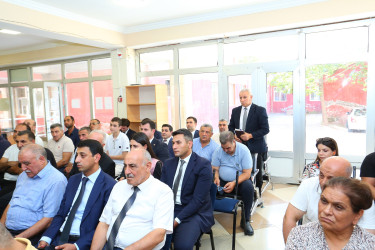 19 avqust 2025-ci il tarixində Binəqədi Rayon İcra Hakimiyyətinin başçısı Elxan Allahverdiyevin Xocəsən qəsəbə sakinləri ilə səyyar qəbulu