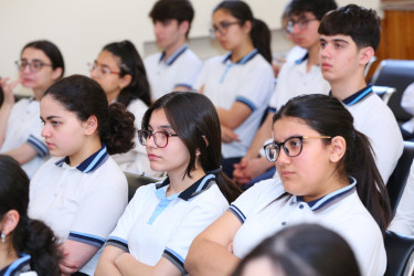 06 may 2025-ci il tarixdə 135 nömrəli tam orta məktəbdə "Narkotiksiz gələcək naminə” mövzusunda görüş