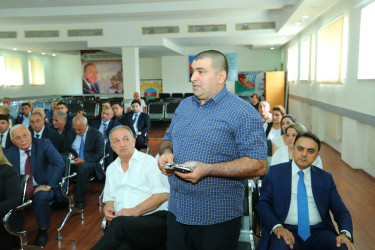 10 sentyabr 2026-cı il tarixində Binəqədi Rayon İcra Hakimiyyətinin başçısı Elxan Allahverdiyevin 8-ci mikrorayon sakinləri ilə səyyar qəbulu