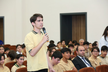 07 may 2025-ci il tarixində 335 nömrəli tam orta məktəbdə "Narkotiksiz gələcək naminə” mövzusunda görüş