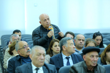 20 noyabr 2025-ci il tarixində Binəqədi Rayon İcra Hakimiyyətinin başçısı Elxan Allahverdiyevin Xocəsən qəsəbə sakinləri ilə səyyar qəbulu