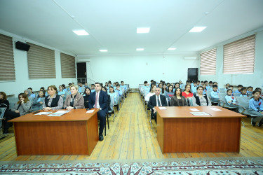 11 dekabr 2025-ci il tarixində 83 № li məktəb-liseydə Ümummilli Lider Heydər Əliyevin xatirəsinə həsr olunmuş “Ulu Öndərin izi ilə – nəsildən nəsilə” adlı tədbir