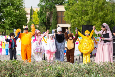 30 may 2025-ci il tarixində Binəqədi Rayon İcra Hakimiyyəti və “AZLİNE” Tədris Mərkəzinin birgə təşkilatçılığı ilə 1 İyun “Uşaqların Beynəlxalq Müdafiəsi Günü” nə həsr edilmiş tədbir