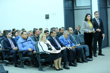 20 noyabr 2025-ci il tarixində Binəqədi Rayon İcra Hakimiyyətinin başçısı Elxan Allahverdiyevin Xocəsən qəsəbə sakinləri ilə səyyar qəbulu