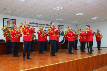 FHN Mülki müdafiə qoşunlarının komandanlığında Ulu Öndər Heydər Əliyevin 100 illik yubileyi münasibətilə "Heydər Əliyev İrsini Öyrənirik" mövzusuna həsr olunmuş tədbir