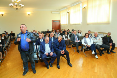 02 may 2025-ci il tarixində Binəqədi Rayon İcra Hakimiyyətinin başçısı Elxan Allahverdiyevin 8-ci mikrorayon sakinləri ilə səyyar qəbulu