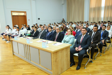 Ümummilli lider Heydər Əliyevin anadan olmasının 100 illik yubileyinə həsr olunmuş “Heydər Əliyev və Azərbaycan tarixi” mövzusunda esse-yazı müsabiqəsinin rayon mərhələsinin yekunlarına həsr olunmuş elmi-praktik konfrans