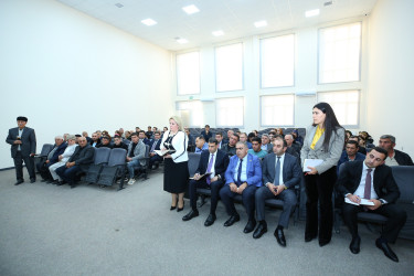 20 noyabr 2025-ci il tarixində Binəqədi Rayon İcra Hakimiyyətinin başçısı Elxan Allahverdiyevin Xocəsən qəsəbə sakinləri ilə səyyar qəbulu