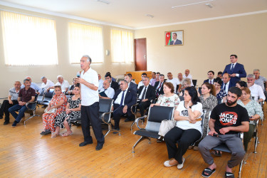 17 iyul 2025-ci il tarixində Binəqədi Rayon İcra Hakimiyyətinin başçısı Elxan Allahverdiyevin 6-cı mikrorayon sakinləri ilə səyyar qəbulu