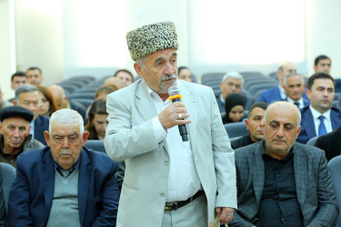 20 noyabr 2025-ci il tarixində Binəqədi Rayon İcra Hakimiyyətinin başçısı Elxan Allahverdiyevin Xocəsən qəsəbə sakinləri ilə səyyar qəbulu