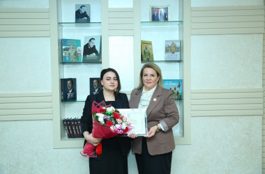 5 Oktyabr – “Beynəlxalq Müəllimlər Günü”  münasibətilə dövlət ümumi təhsil müəssisələrində çalışan təhsilverənlərin sertifikatlaşdırılması imtahanlarında yüksək nəticə göstərən müəllimlərlə görüş