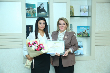 5 Oktyabr – “Beynəlxalq Müəllimlər Günü”  münasibətilə dövlət ümumi təhsil müəssisələrində çalışan təhsilverənlərin sertifikatlaşdırılması imtahanlarında yüksək nəticə göstərən müəllimlərlə görüş