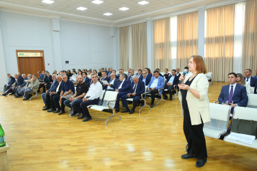 19 sentyabr 2025-ci il tarixində Binəqədi Rayon İcra Hakimiyyətinin başçısı Elxan Allahverdiyevin Biləcəri qəsəbə sakinləri ilə səyyar qəbulu