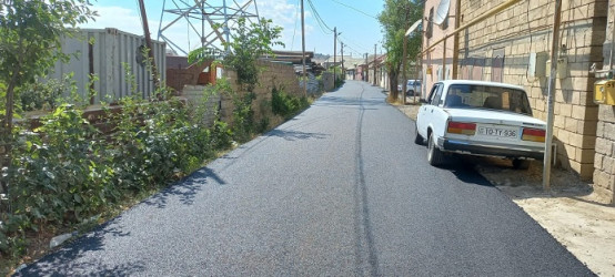 Binəqədi rayonunda Tədbirlər Planına uyğun olaraq mərhələli şəkildə asfaltlama işləri davam etdirilir
