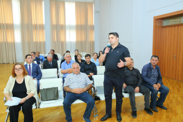 19 sentyabr 2025-ci il tarixində Binəqədi Rayon İcra Hakimiyyətinin başçısı Elxan Allahverdiyevin Biləcəri qəsəbə sakinləri ilə səyyar qəbulu