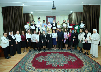 09 dekabr 2025-ci il tarixində 30 № li tam orta məktəbdə Azərbaycan bəstəkarı, Şərqdə ilk operanın yaradıcısı, böyük musiqişünas-alim, istedadlı publisist, dramaturq və pedaqoq, tanınmış ictimai xadim, xalq artisti, Dövlət mükafatları laureatı, Azərbaycan Milli Elmlər Akademiyasının həqiqi üzvü Üzeyir Hacıbəylinin anadan olmasının 140 illik yubileyinə həsr olunmuş tədbir