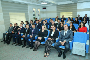 23 iyun 2025-ci il tarixində Binəqədi Rayon İcra Hakimiyyətinin inzibati binasında 23 İyun–“Dövlət Qulluqçularının Peşə Bayramı" münasibətilə tədbir