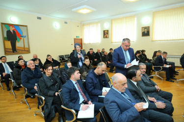 12 fevral 2026-cı il tarixində Binəqədi Rayon İcra Hakimiyyətinin başçısı Elxan Allahverdiyevin 9-cu mikrorayon sakinləri ilə səyyar qəbulu