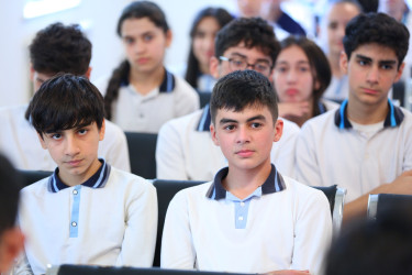 28 noyabr 2025-ci il tarixində 182 № li tam orta məktəbdə "Narkotiksiz gələcək naminə!” mövzusunda növbəti maarifləndirici tədbir