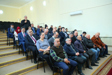 06 mart 2025-ci il tarixində Binəqədi Rayon İcra Hakimiyyətinin başçısı Elxan Allahverdiyevin 8-ci mikrorayon sakinləri ilə səyyar qəbulu
