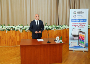 09 iyul 2026-cı il tarixində Binəqədi Rayon İcra Hakimiyyətinin başçısı Elxan Allahverdiyevin 8-ci mikrorayon sakinləri ilə səyyar qəbulu