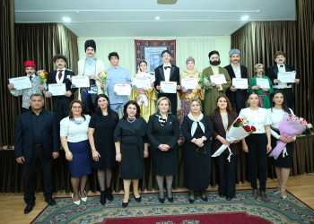 09 dekabr 2025-ci il tarixində 30 № li tam orta məktəbdə Azərbaycan bəstəkarı, Şərqdə ilk operanın yaradıcısı, böyük musiqişünas-alim, istedadlı publisist, dramaturq və pedaqoq, tanınmış ictimai xadim, xalq artisti, Dövlət mükafatları laureatı, Azərbaycan Milli Elmlər Akademiyasının həqiqi üzvü Üzeyir Hacıbəylinin anadan olmasının 140 illik yubileyinə həsr olunmuş tədbir