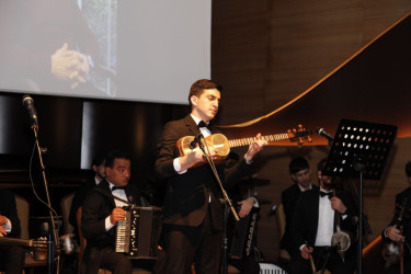 Beynəlxalq Muğam mərkəzində “Heydər Əliyev ili” çərçivəsində “Elə bağlı, ürəklərə bağlıyam” adlı konsert