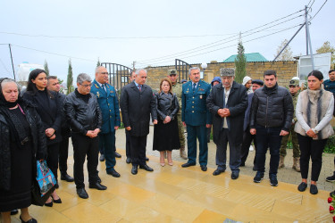 Vətən müharibəsi şəhidləri - gizir Nicat Şahin oğlu Səmədov, əsgər Cavid Telman oğlu Paşazadə və Elçin Yunus oğlu Bağırovun şəhadətlərinin ikinci ildönümü ilə əlaqədar anım mərasimi