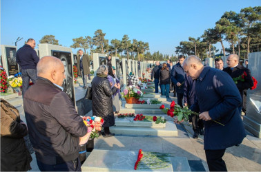 8 Noyabr- “Zəfər Günü”nün beşinci ildönümü ilə əlaqədar Binəqədi rayonunda şəhidlərimizin əziz xatirəsinin yad edilməsi