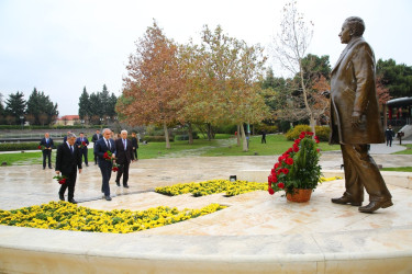 Ulu öndər Heydər Əliyevin anım gününə həsr olunmuş “Xilaskar ömrü” adlı tədbir