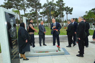 27 sentyabr 2025-ci il tarixində 27 Sentyabr - Anım Gününün beşinci ildönümünün qeyd olunması ilə əlaqədar  II Fəxri Xiyaban, Xocəsən, Biləcəri və Binəqədi qəsəbələrində yerləşən Vətən müharibəsi Şəhidlərinin Xiyaban Komplekslərinin ziyarəti