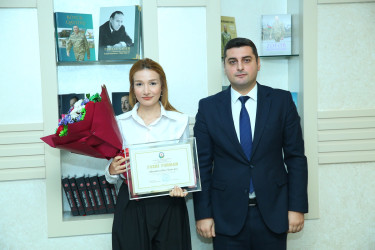 5 Oktyabr – “Beynəlxalq Müəllimlər Günü”  münasibətilə dövlət ümumi təhsil müəssisələrində çalışan təhsilverənlərin sertifikatlaşdırılması imtahanlarında yüksək nəticə göstərən müəllimlərlə görüş