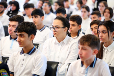 28 noyabr 2025-ci il tarixində 182 № li tam orta məktəbdə "Narkotiksiz gələcək naminə!” mövzusunda növbəti maarifləndirici tədbir