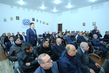 15 yanvar 2026-cı il tarixində Binəqədi Rayon İcra Hakimiyyətinin başçısı Elxan Allahverdiyevin Biləcəri qəsəbə sakinləri ilə səyyar qəbulu