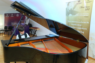 “Heydər Əliyev İli” çərçivəsində “SƏN ELƏ BİR ZİRVƏSƏN!” adlı elmi-ifaçılıq konfransı, konsert  və foto-sərgi