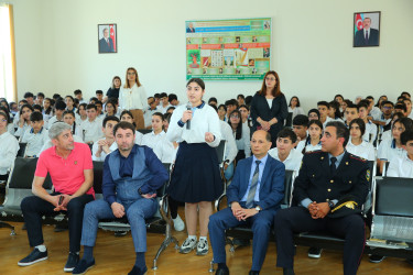 02 iyun 2025-ci il tarixində 182 nömrəli tam orta məktəbdə 26 İyun-Narkomaniya və Narkobiznesə qarşı Beynəlxalq Mübarizə Gününə həsr olunmuş "Narkotiksiz gələcək naminə!” mövzusunda növbəti maarifləndirici tədbir keçirildi